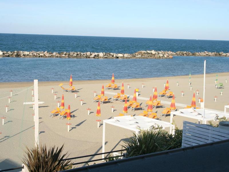 Hotel & Residence Cavalluccio Marino image