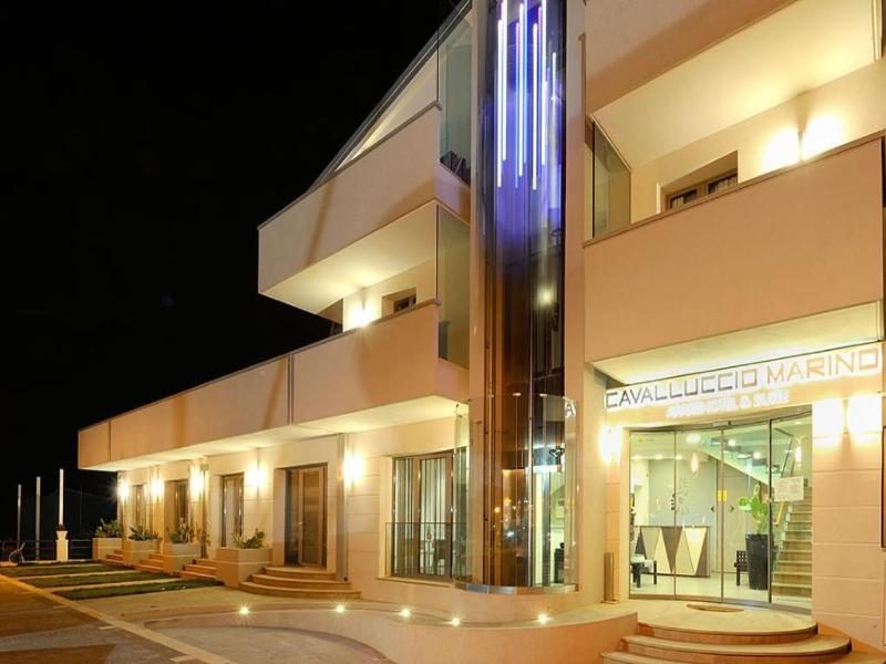 Hotel & Residence Cavalluccio Marino image
