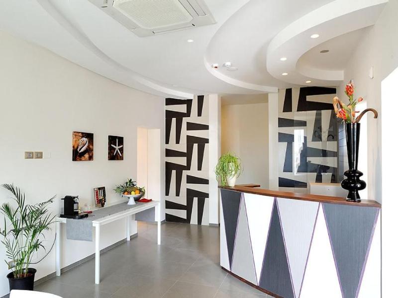 Hotel & Residence Cavalluccio Marino image