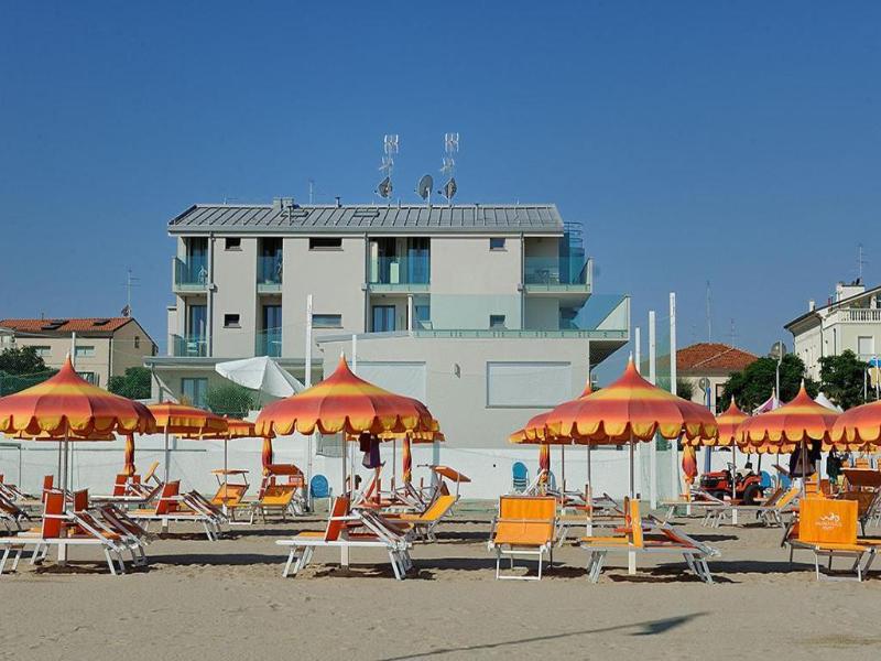 Hotel & Residence Cavalluccio Marino image