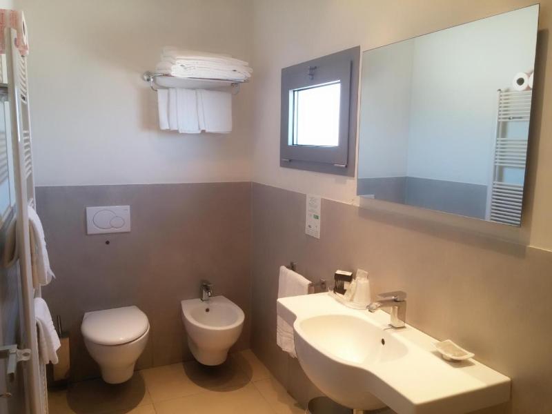 Hotel & Residence Cavalluccio Marino image