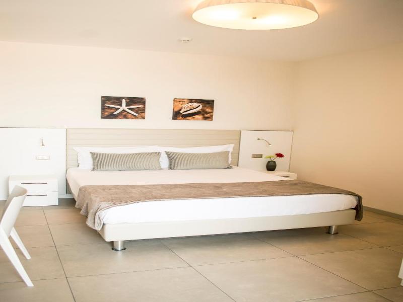 Hotel & Residence Cavalluccio Marino image