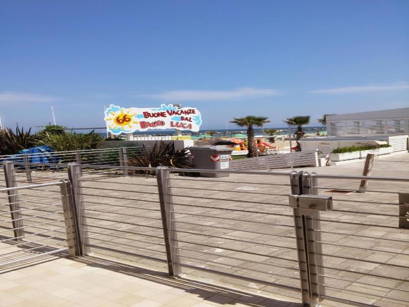 Hotel & Residence Cavalluccio Marino image