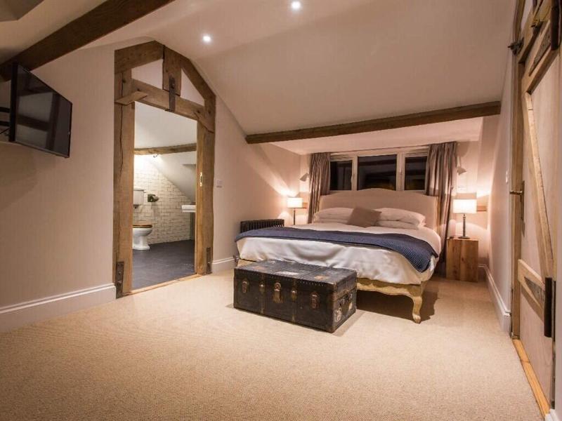 The Redan Inn image