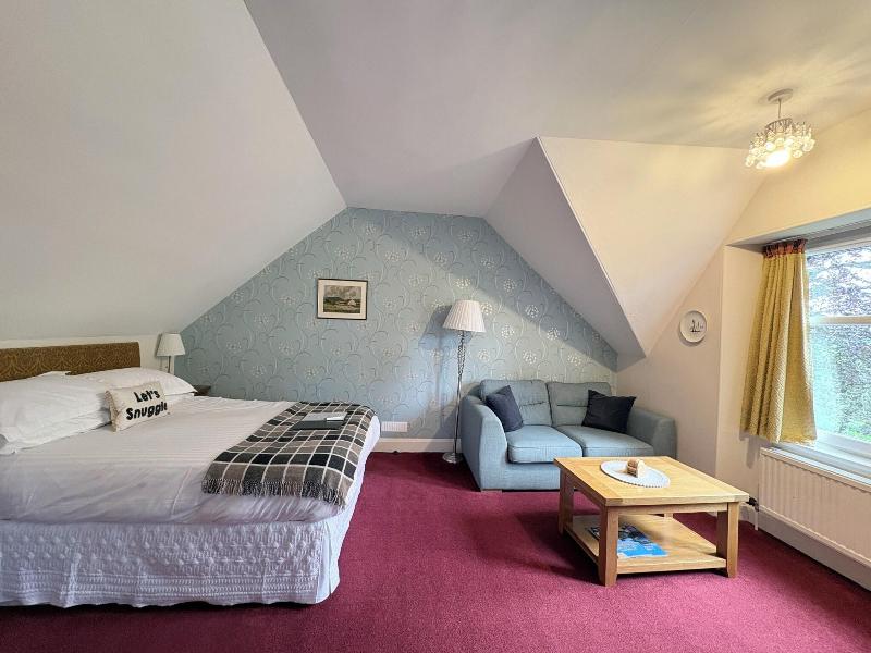 Glenan Lodge image