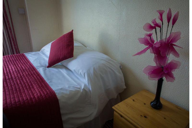 OYO Swanvale Lodge Hotel - SELF CHECK IN image