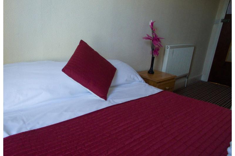 OYO Swanvale Lodge Hotel - SELF CHECK IN image