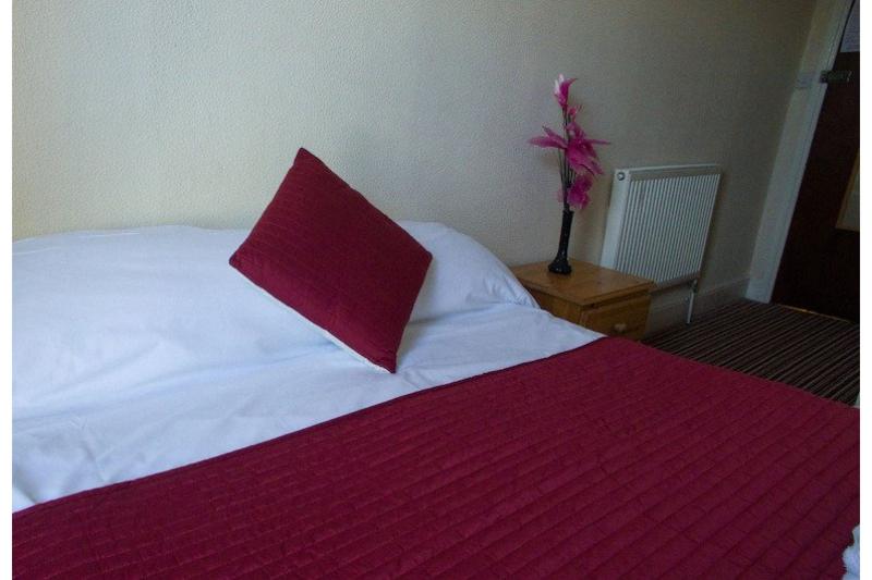 OYO Swanvale Lodge Hotel - SELF CHECK IN image