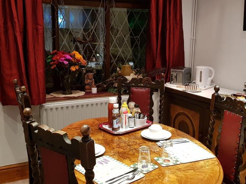 Anand Lodge image