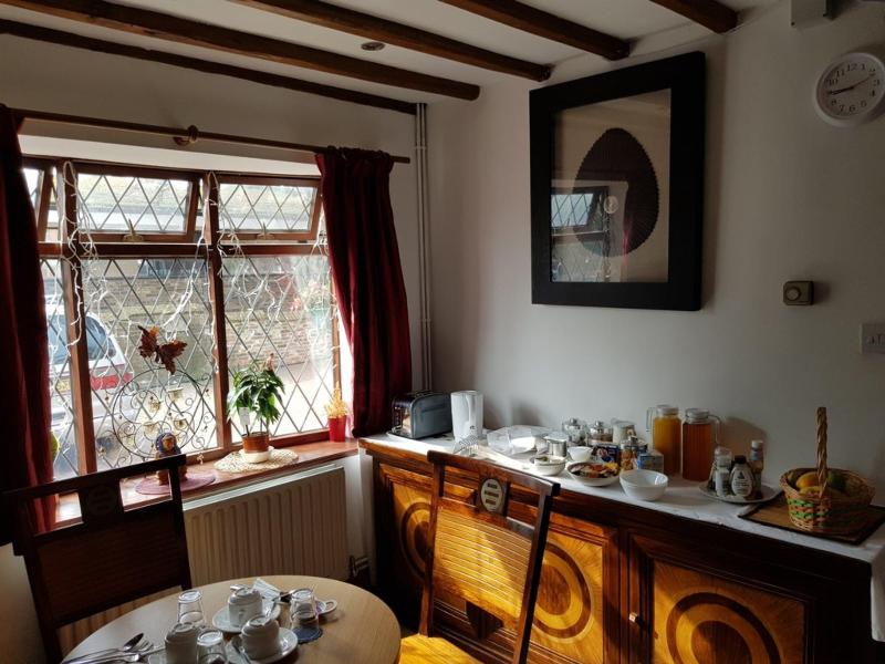 Anand Lodge image