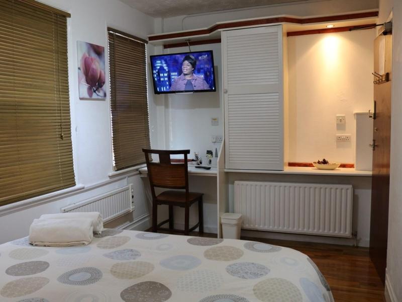 Anand Lodge image