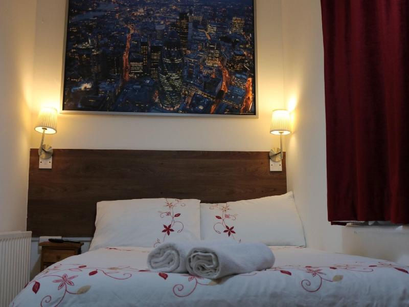 Anand Lodge image