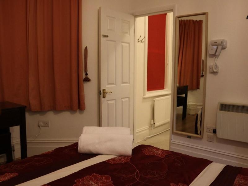 Anand Lodge image