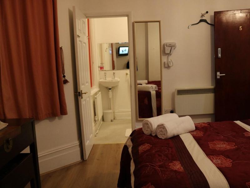 Anand Lodge image