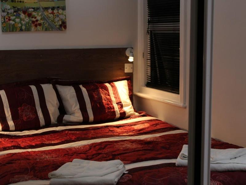 Anand Lodge image