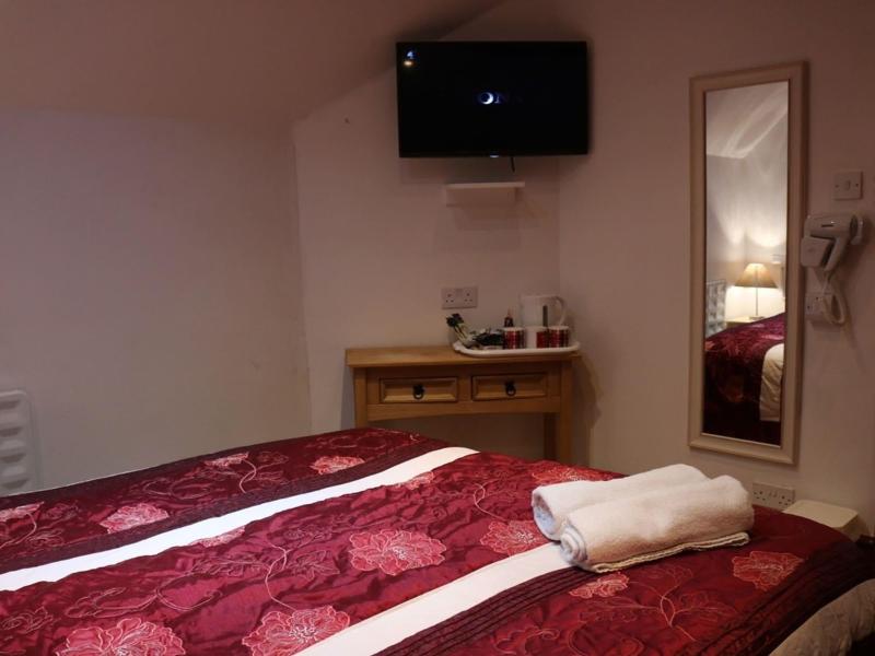 Anand Lodge image