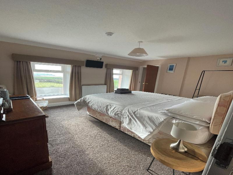Carnside Guest House image