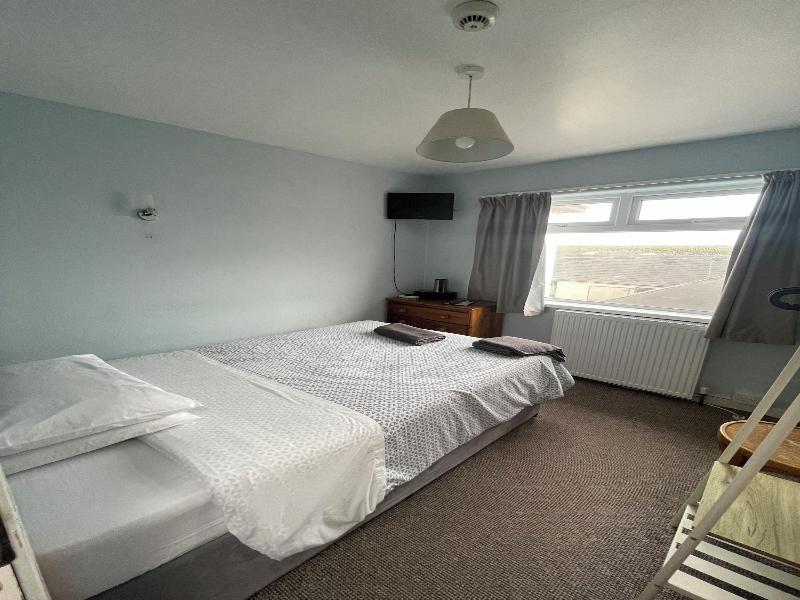 Carnside Guest House image