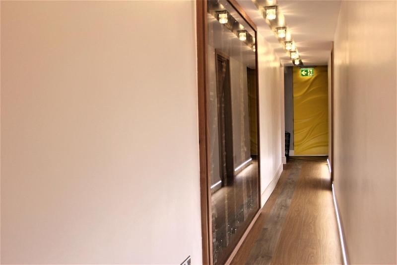 Rioshouse Henley image