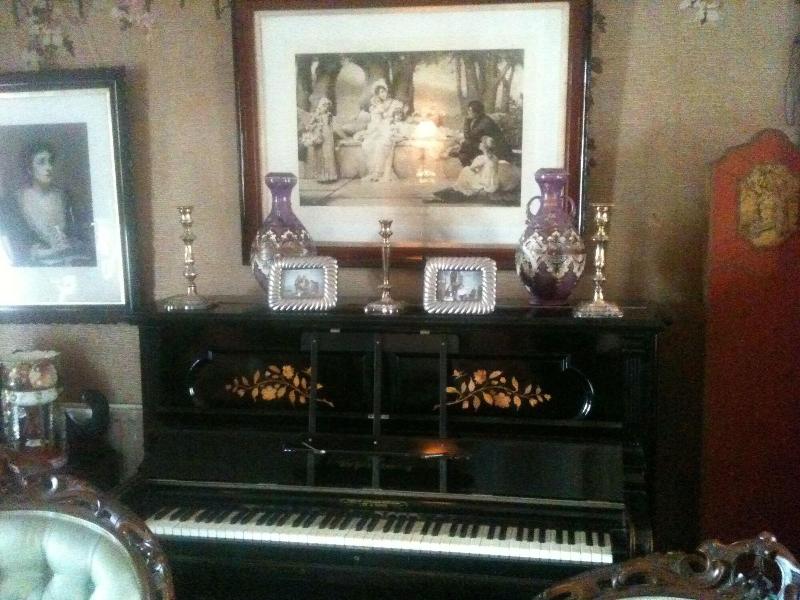 Charlemont House image