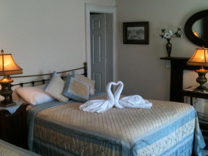Charlemont House image