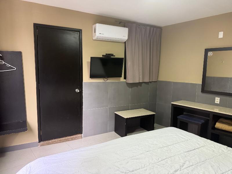 Hoteles Haus Express image