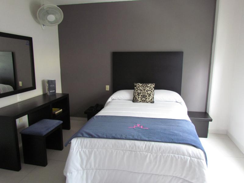 Hoteles Haus Express image