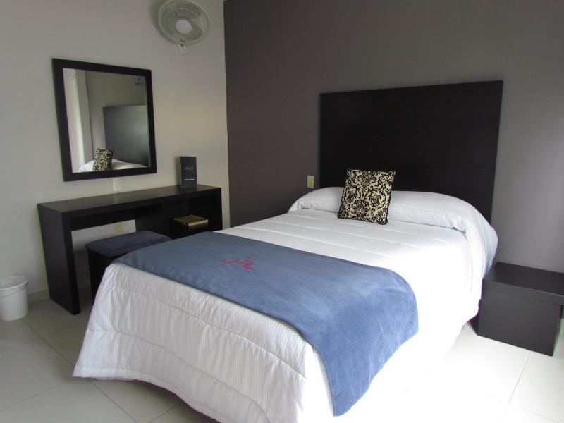 Hoteles Haus Express image