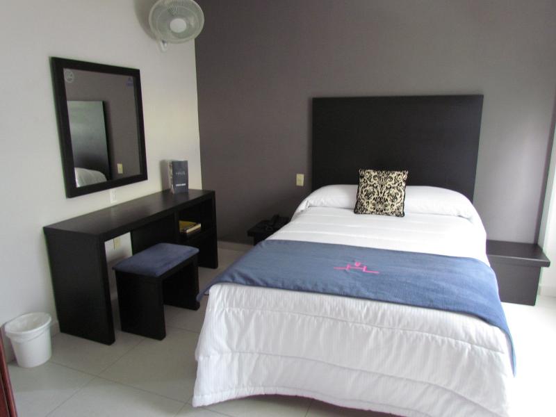 Hoteles Haus Express image