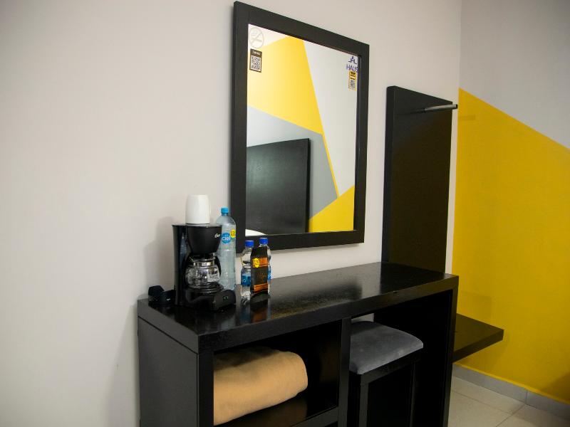 Hoteles Haus Express image