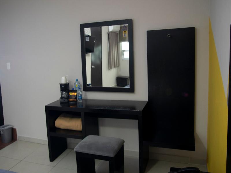Hoteles Haus Express image
