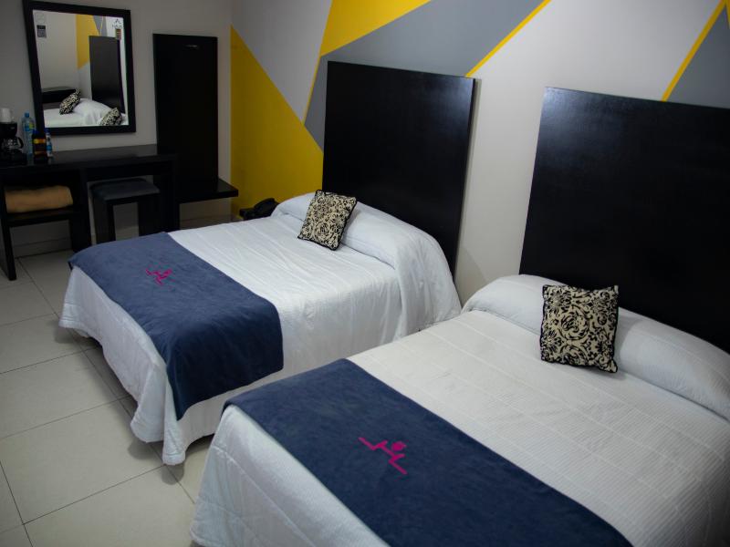 Hoteles Haus Express image