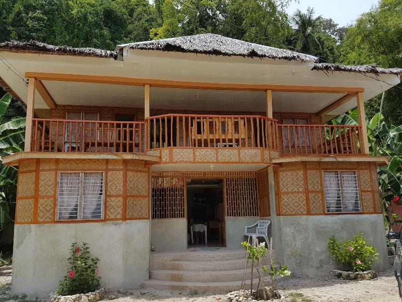 Lucci Pension House image