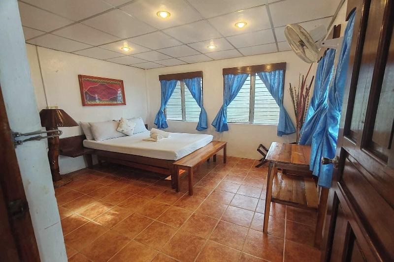 Summer Homes Beach Front Resort and Cottages Port image