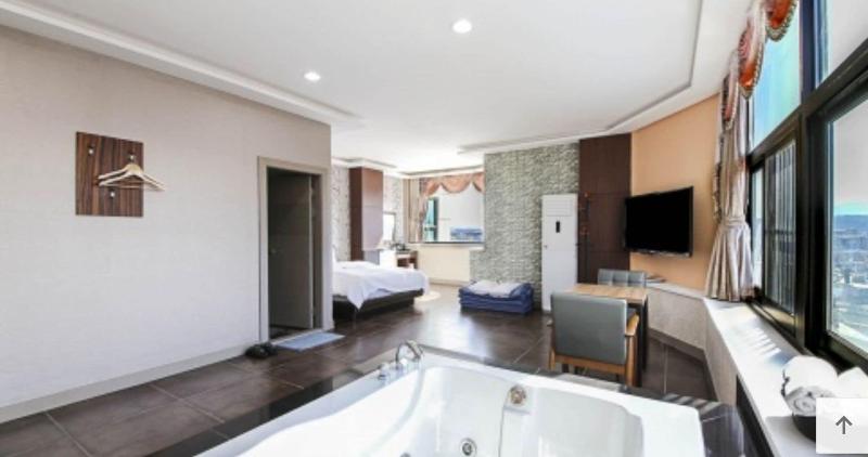 Hotel Memory image