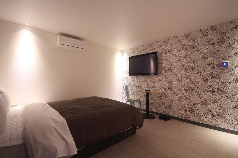 Hotel The Lua Yeonsan image