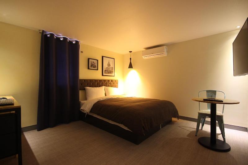 Hotel The Lua Yeonsan image