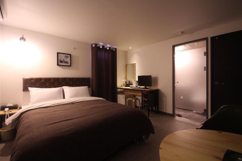 Hotel The Lua Yeonsan image
