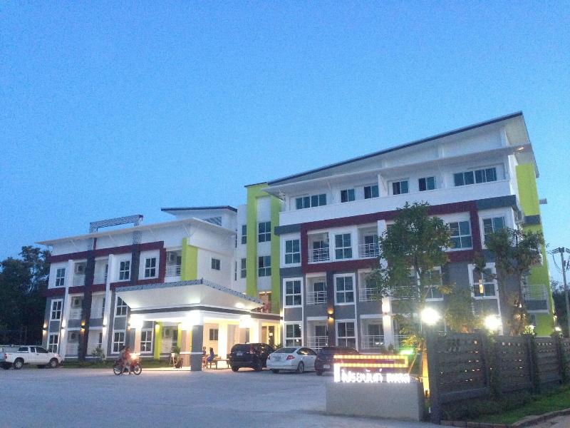 Praiyanan Place Hotel image