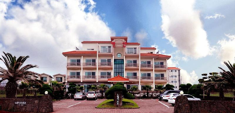 Nobel Resort Pension image