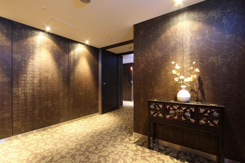 Lonestar Hotel
