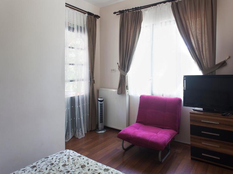Orhan Kutbay'in Evi Turyolu Cafe Pansiyon image