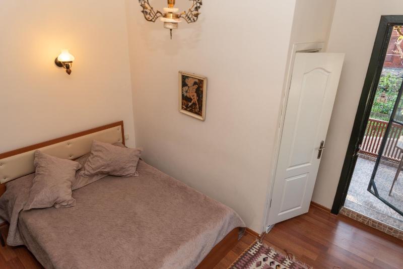 Orhan Kutbay'in Evi Turyolu Cafe Pansiyon image