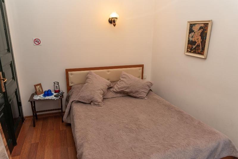 Orhan Kutbay'in Evi Turyolu Cafe Pansiyon image