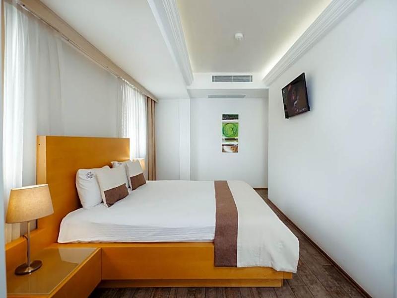 Mb City Hotel image