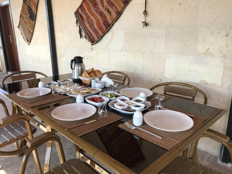 Capiedra Hotel image