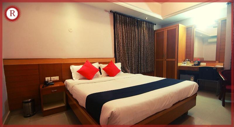 Hotel Raks image
