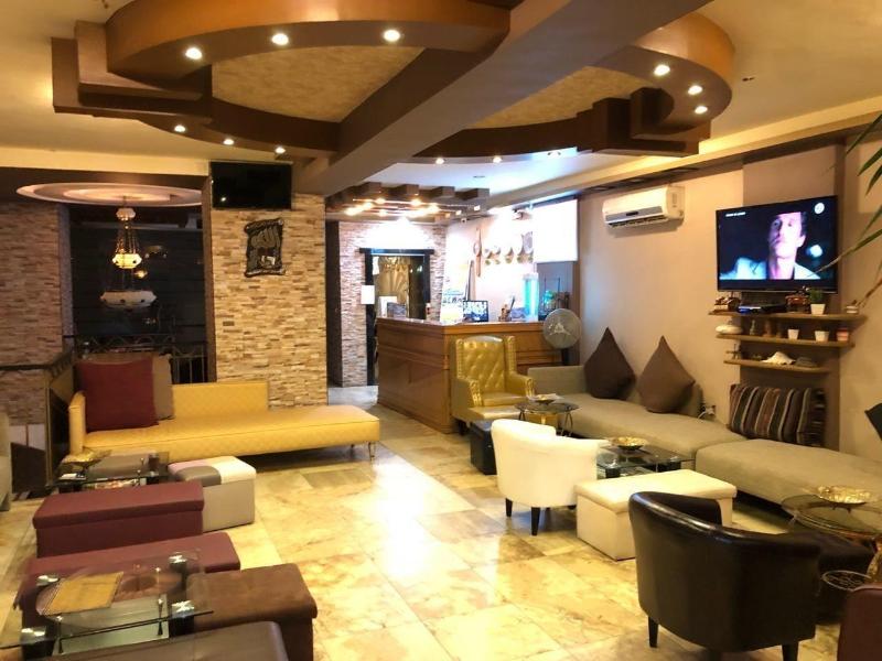 Mass Paradise Hotel image
