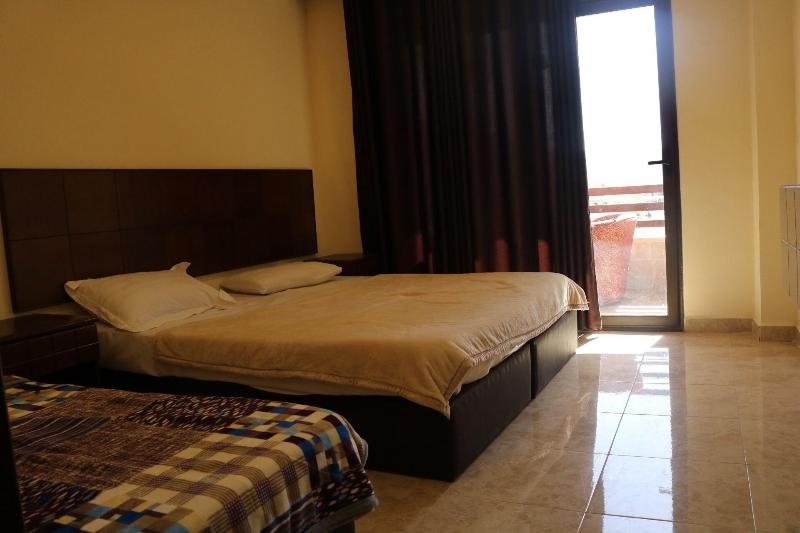 Mass Paradise Hotel image