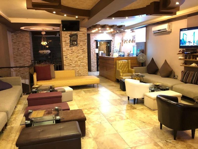 Mass Paradise Hotel image